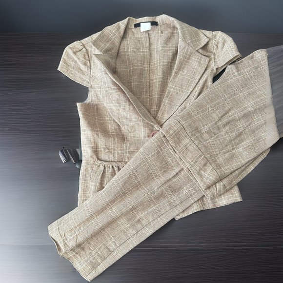 Pants suit - Picture 2 of 3